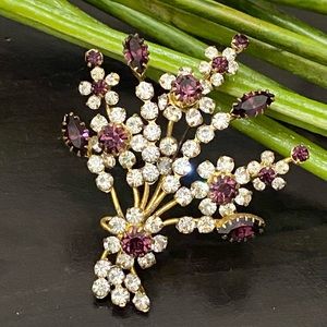 Vintage Unsigned Amethyst/Clear Austrian Crystal Flower Bouquet Brooch